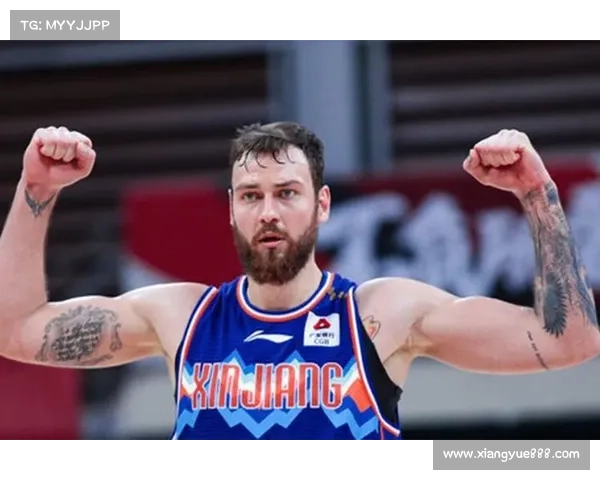 石家庄翔蓝热甫卡提江关键篮板三分球助力锁定胜局